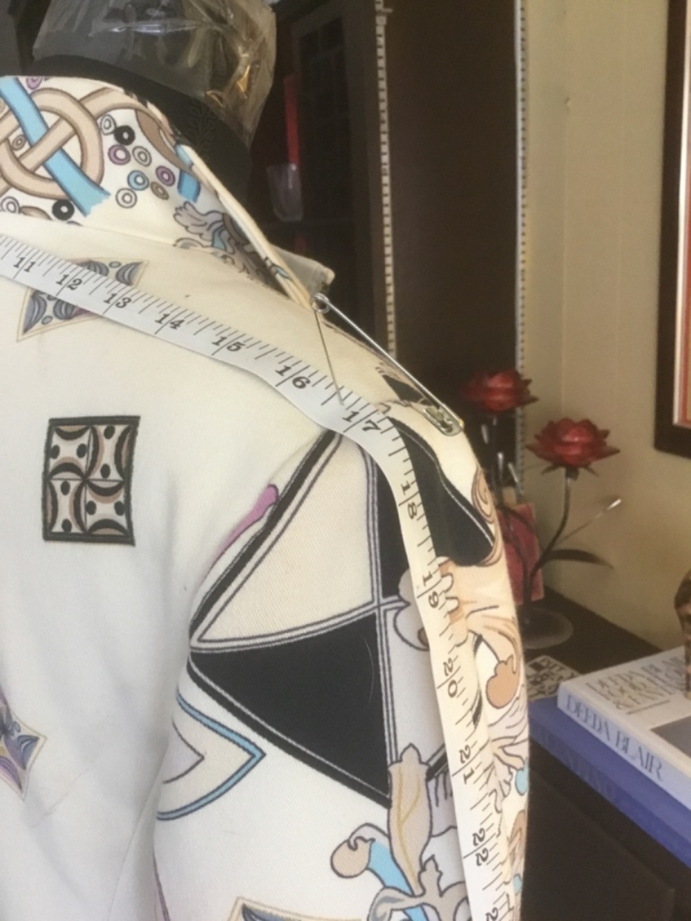 Louis Feraud jacket - Picture 9 of 16